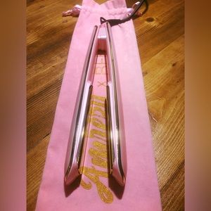 AMREZY X BELLAMI FLAT IRON